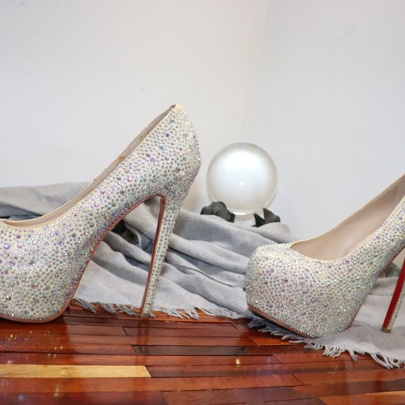 Christian Louboutin Daffodile Crystal Heels - Picture 5 of 14